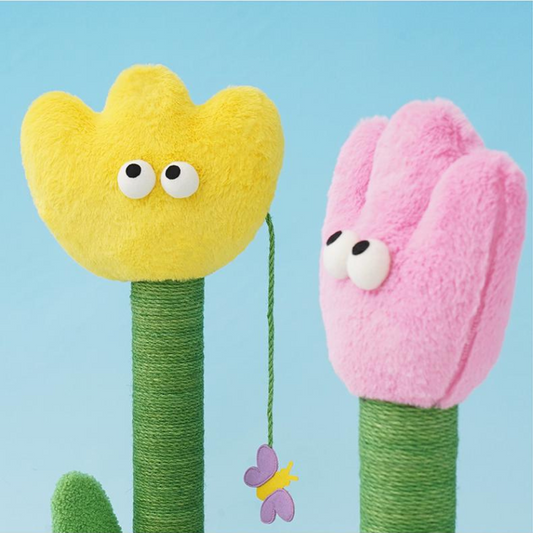 Charming Floral Cat Scratching Post with Interactive Toy