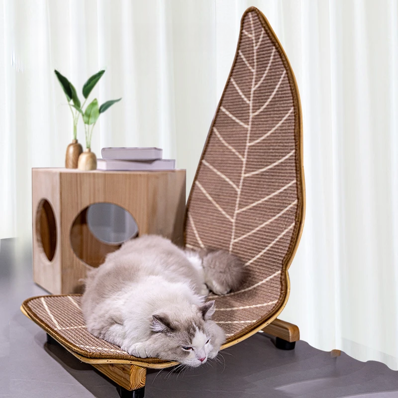 Charming Leaf-Designed Sisal Scratching Posts for Cats