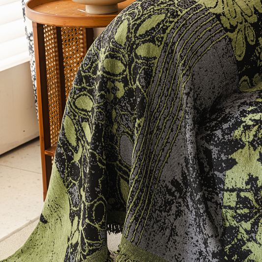 Ultimate Cat Scratch-Resistant Sofa Blanket for Pet Lovers