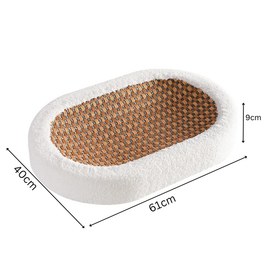 Plush Cat Bed with Built-In Scratching Surface