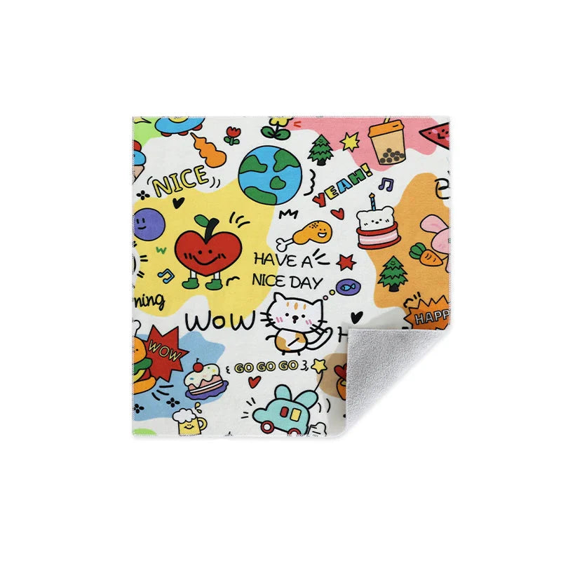 Chic Pet Pouch - Versatile Organizer for Makeup and Lenses