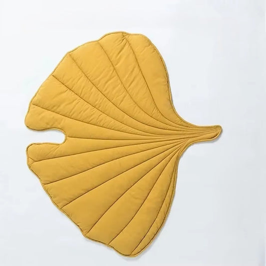 Leaf-Shaped Dog Mat