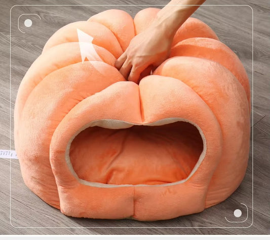 Pumpkin Paws Cat Cave