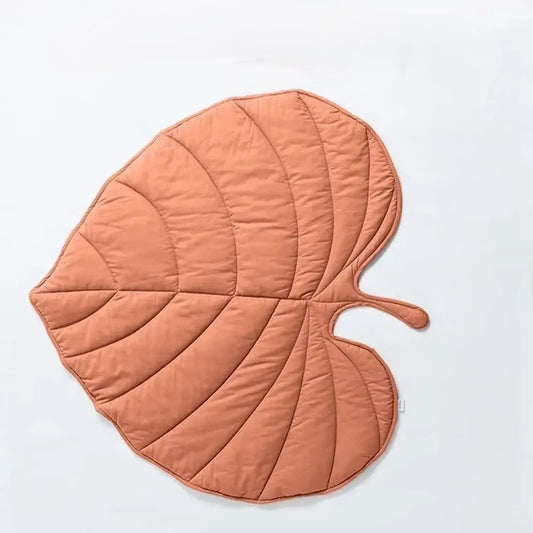 Leaf-Shaped Dog Mat