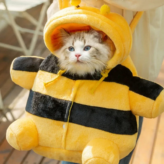 Charming Cat Travel Bag - Cozy Carrier for Cold Days